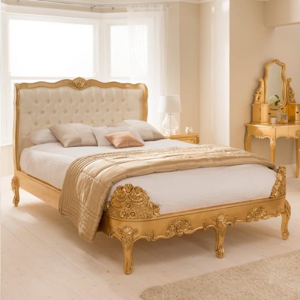 Tempat Tidur Utama Antik