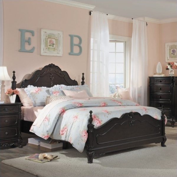 Tempat Tidur Ukir Mewah