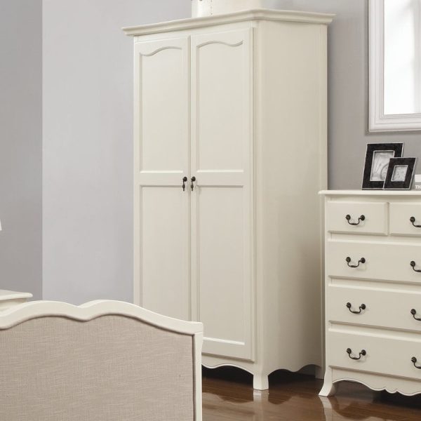 Chantillywardrobe