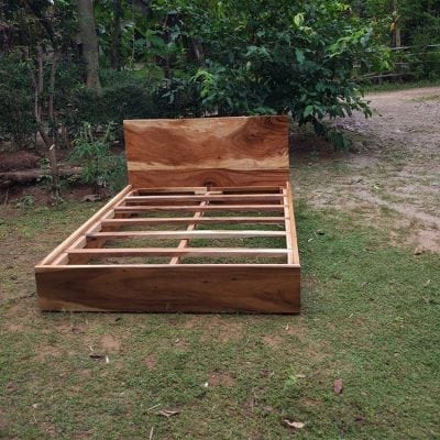 Tempat Tidur Trembesi