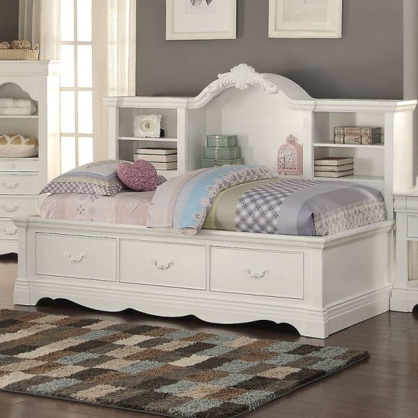 Satu Set Tempat Tidur Daybed