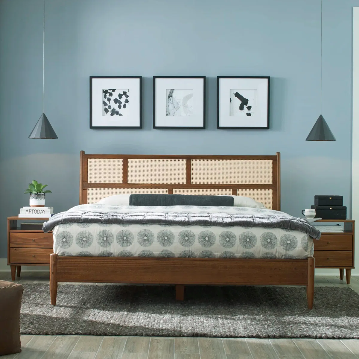 Grainnery Dipan Rotan Sintetis Kayu Jati