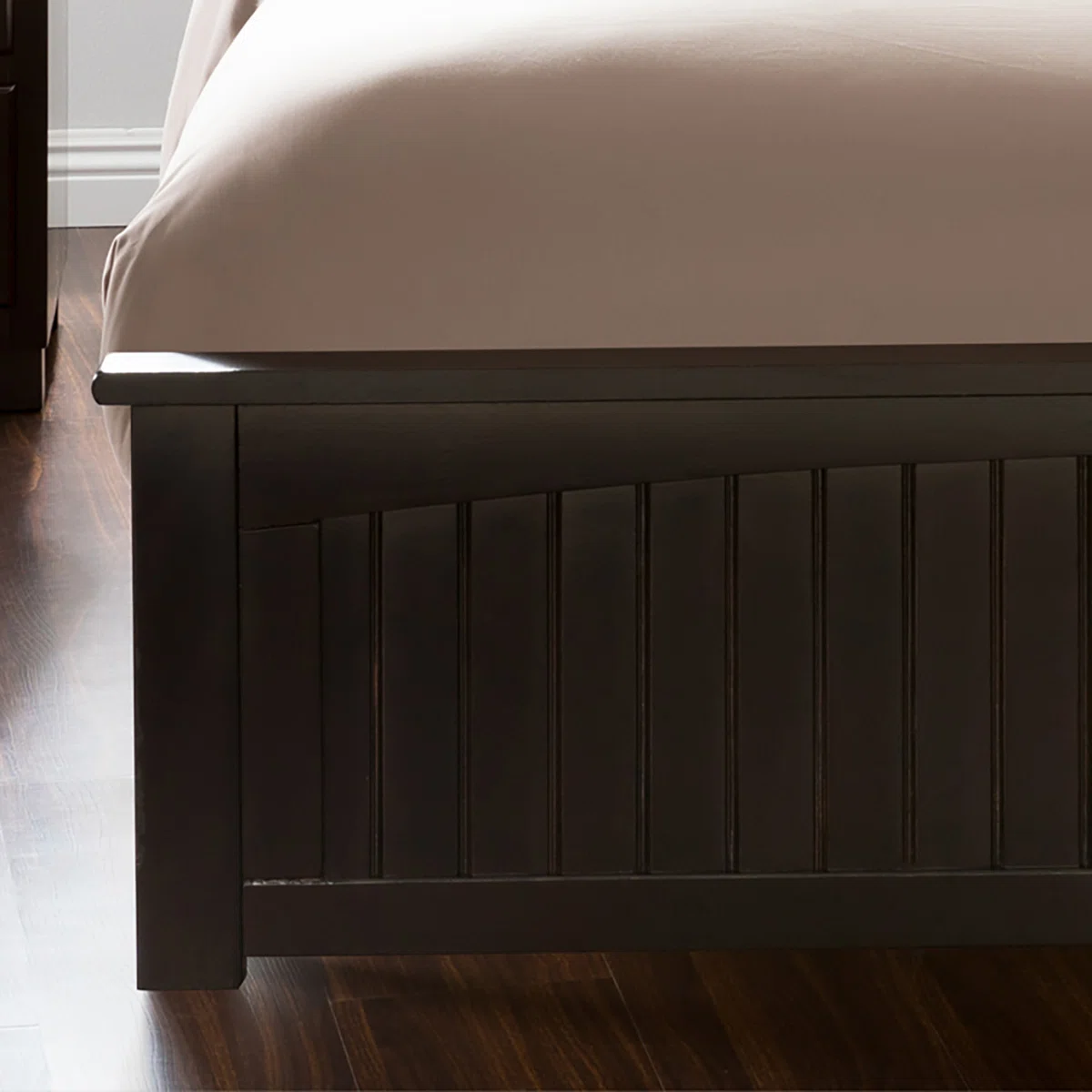 Namikaze Tempat Tidur Kayu Jati Minimalis2